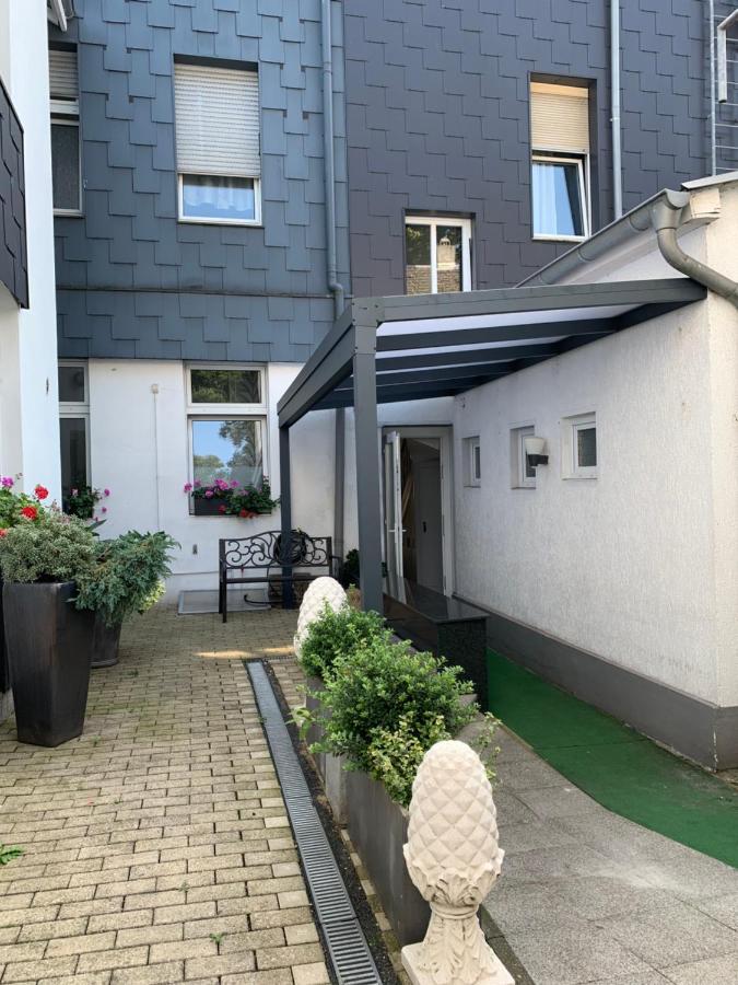 Hotel Am Freihafen Duisburg Exterior photo